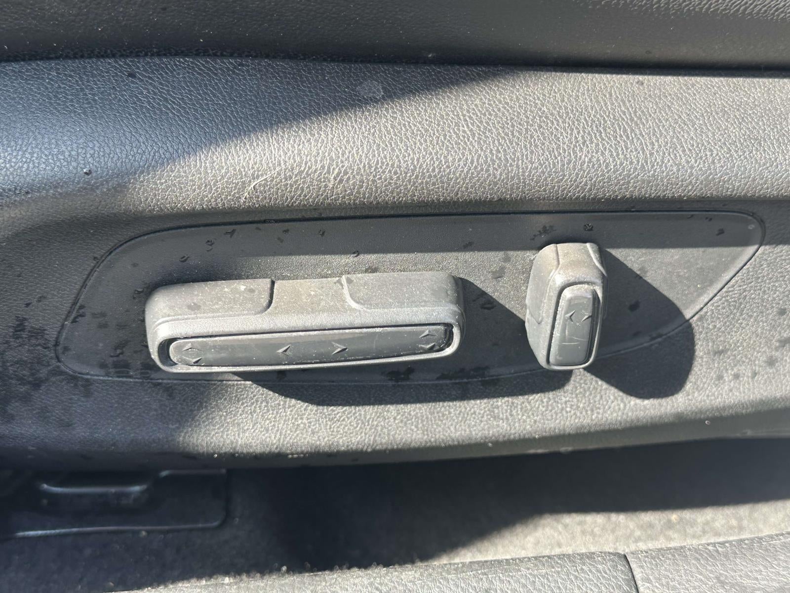 2023 Acura Integra Base