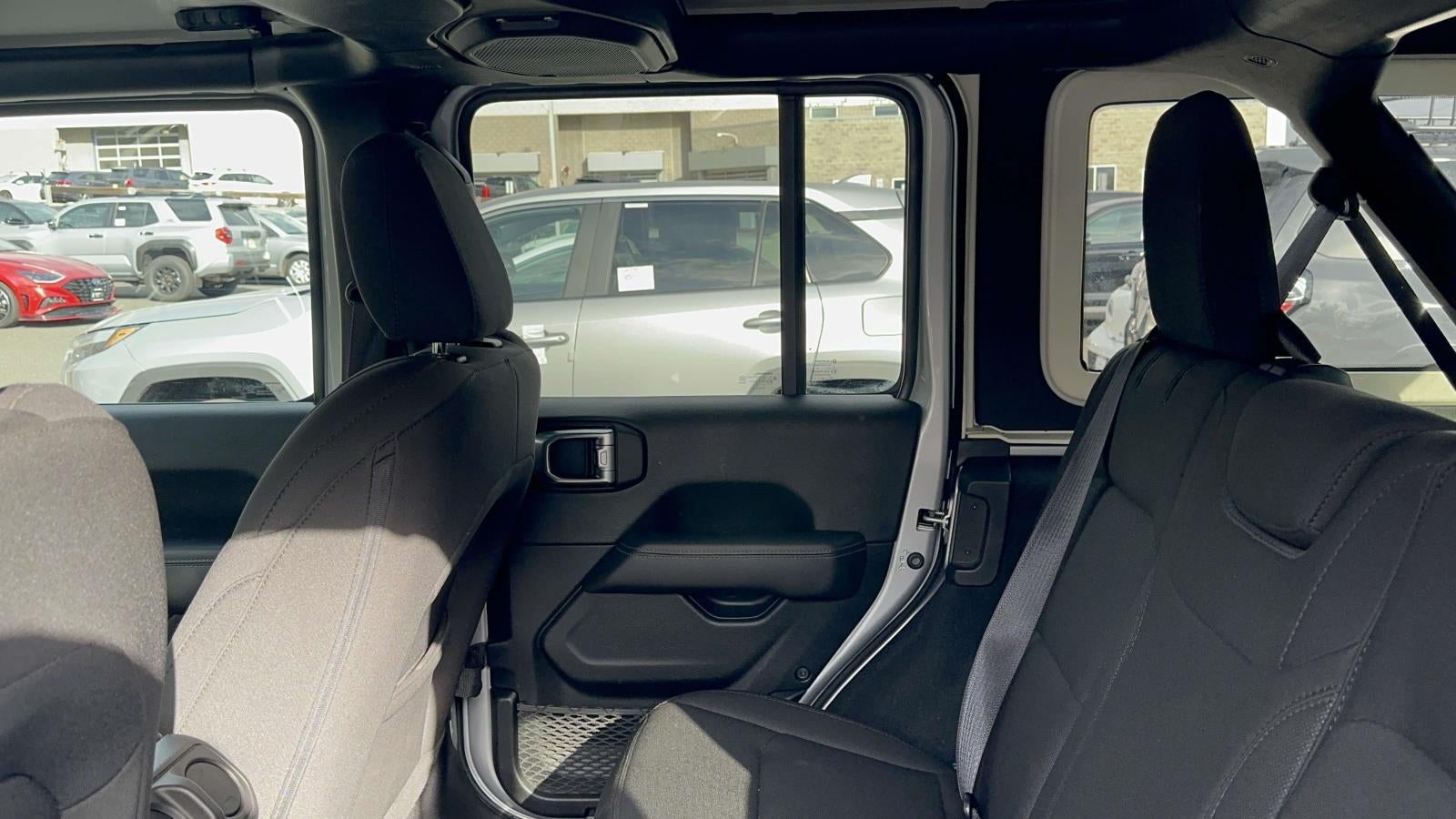 2023 Jeep Wrangler 4-Door Sahara 4x4