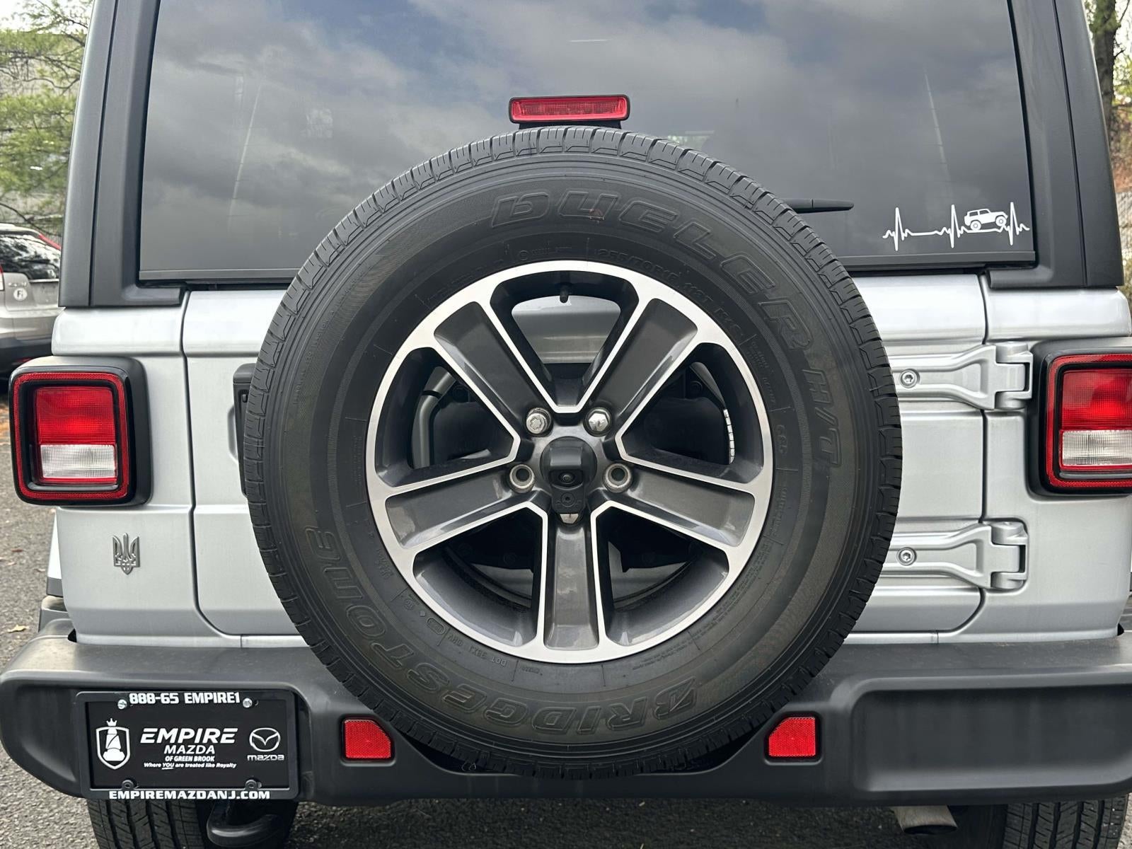 2023 Jeep Wrangler 4-Door Sahara 4x4