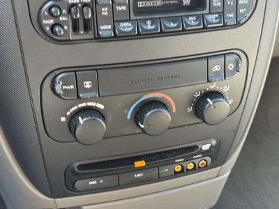 2003 Dodge Caravan SE