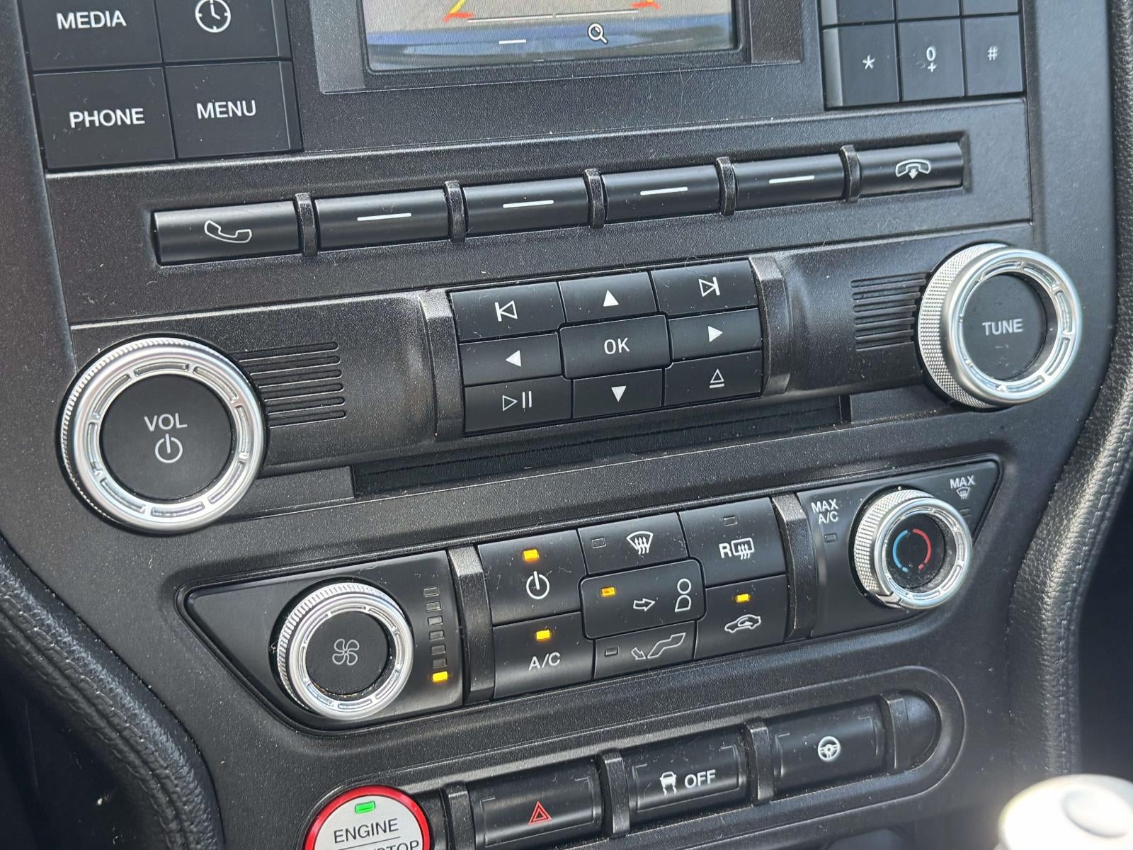 2017 Ford Mustang V6