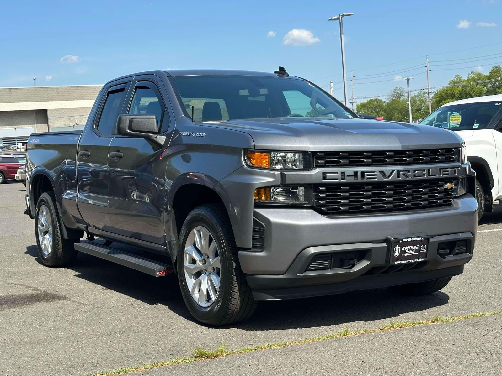 2021 Chevrolet Silverado 1500 4WD Double Cab Standard Bed Custom