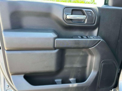 2021 Chevrolet Silverado 1500 4WD Double Cab Standard Bed Custom