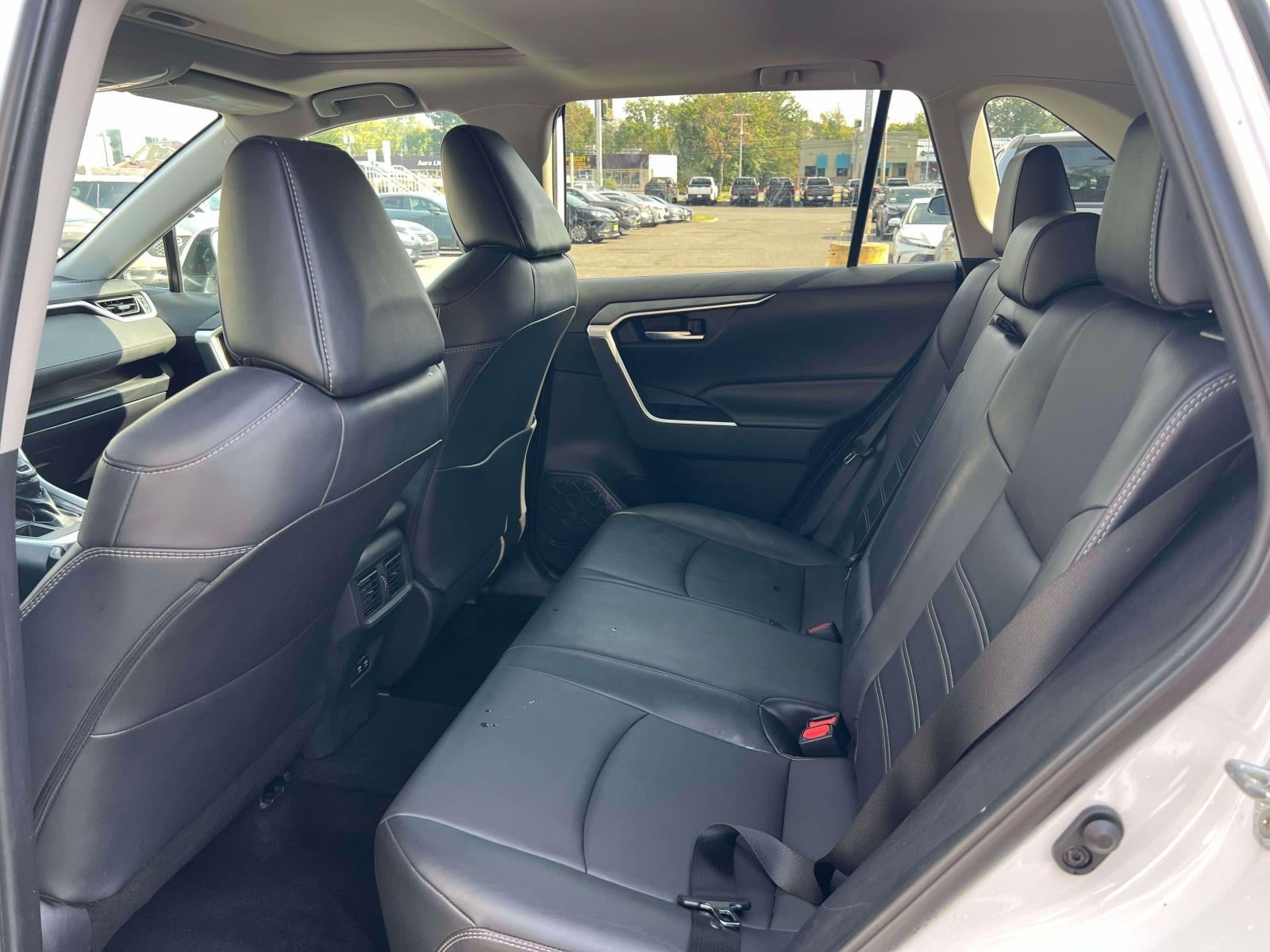 2019 Toyota RAV4 XLE Premium