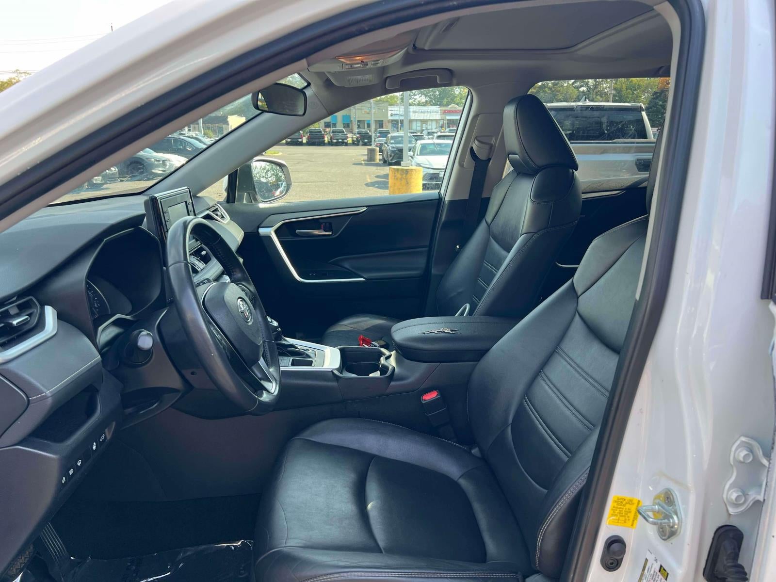 2019 Toyota RAV4 XLE Premium