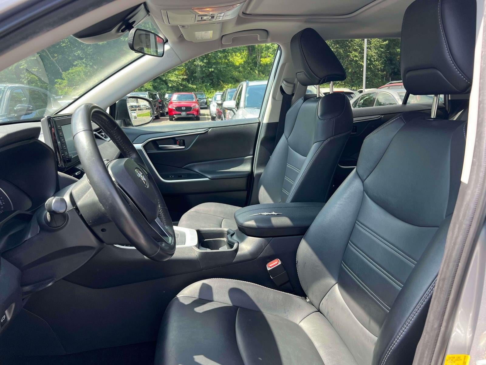 2019 Toyota RAV4 XLE Premium