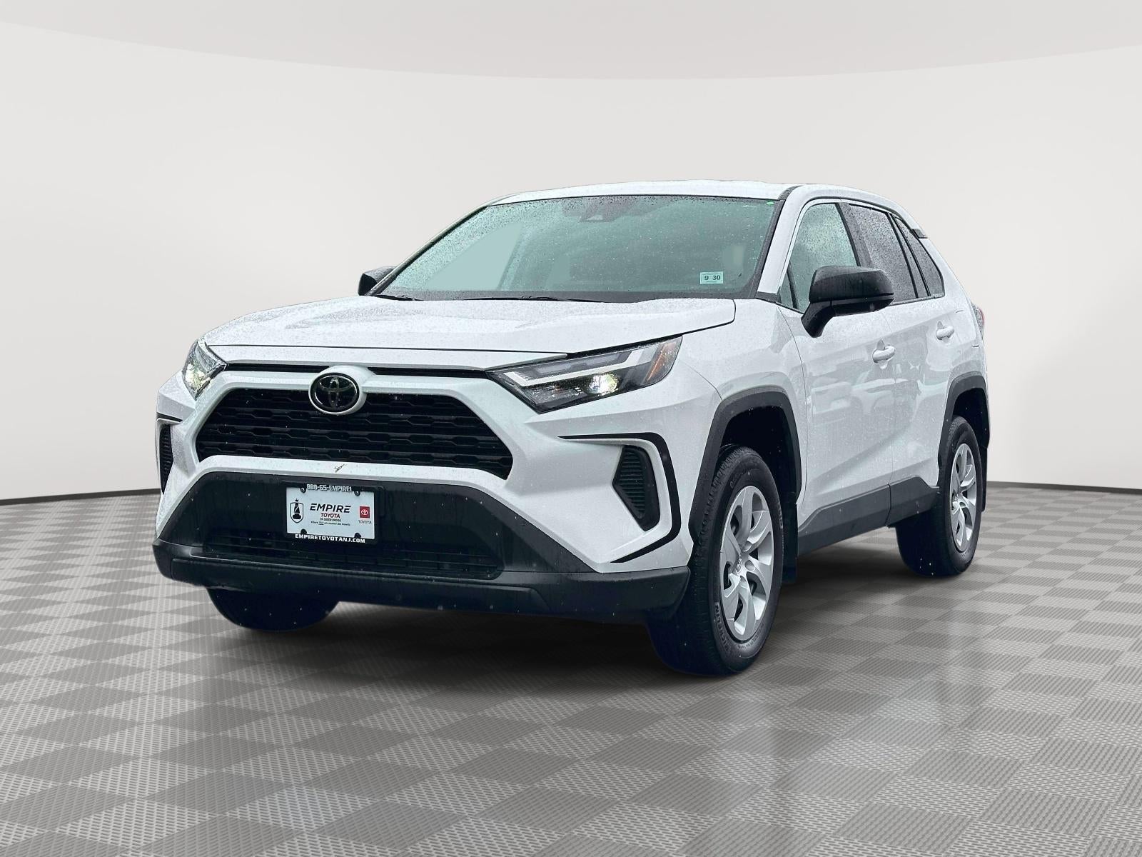 2025 Toyota RAV4 LE