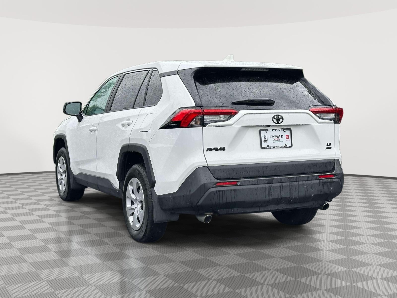 2025 Toyota RAV4 LE