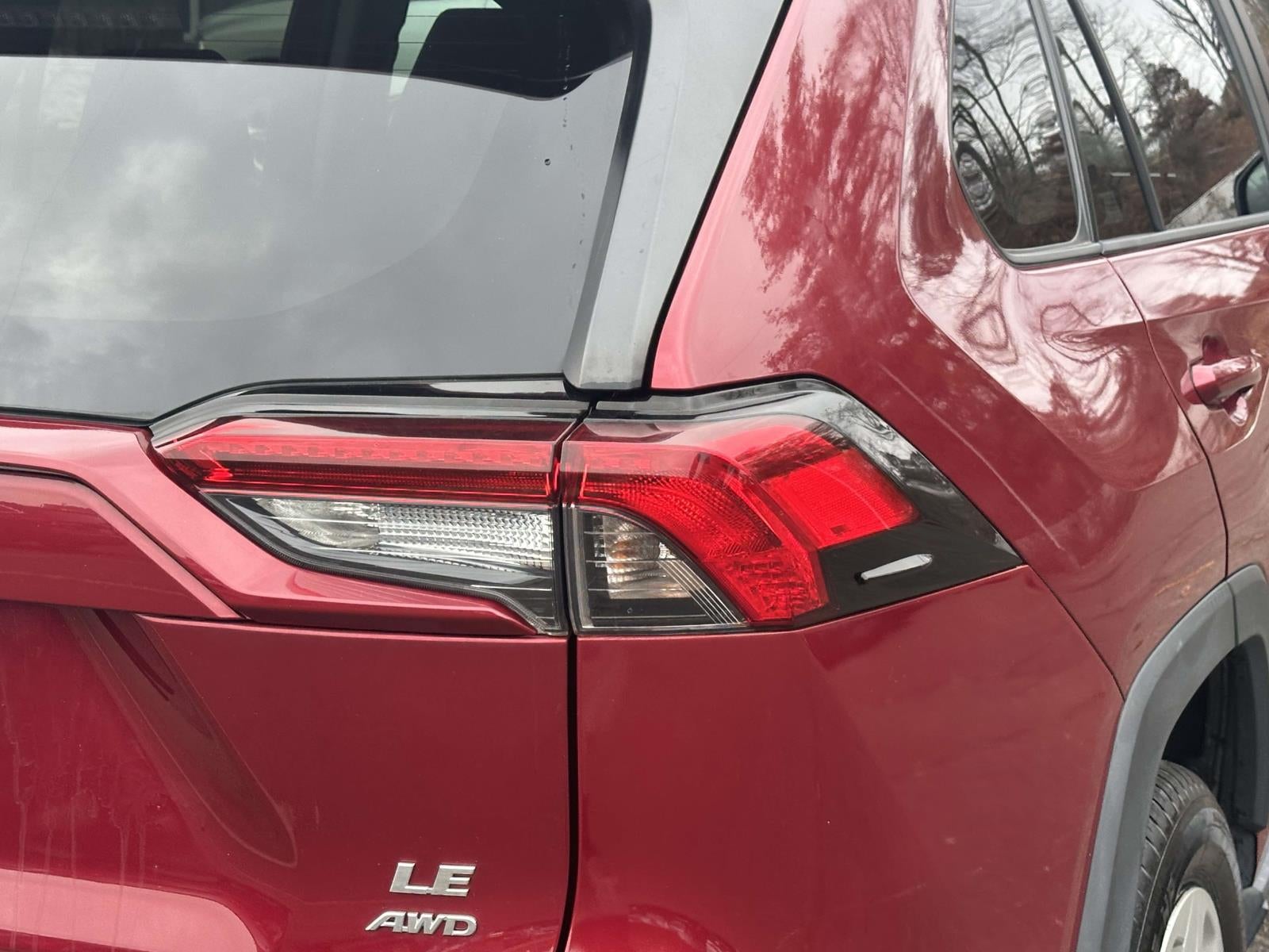 2019 Toyota RAV4 LE