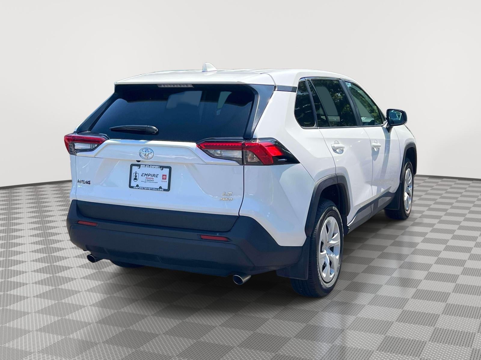2025 Toyota RAV4 LE