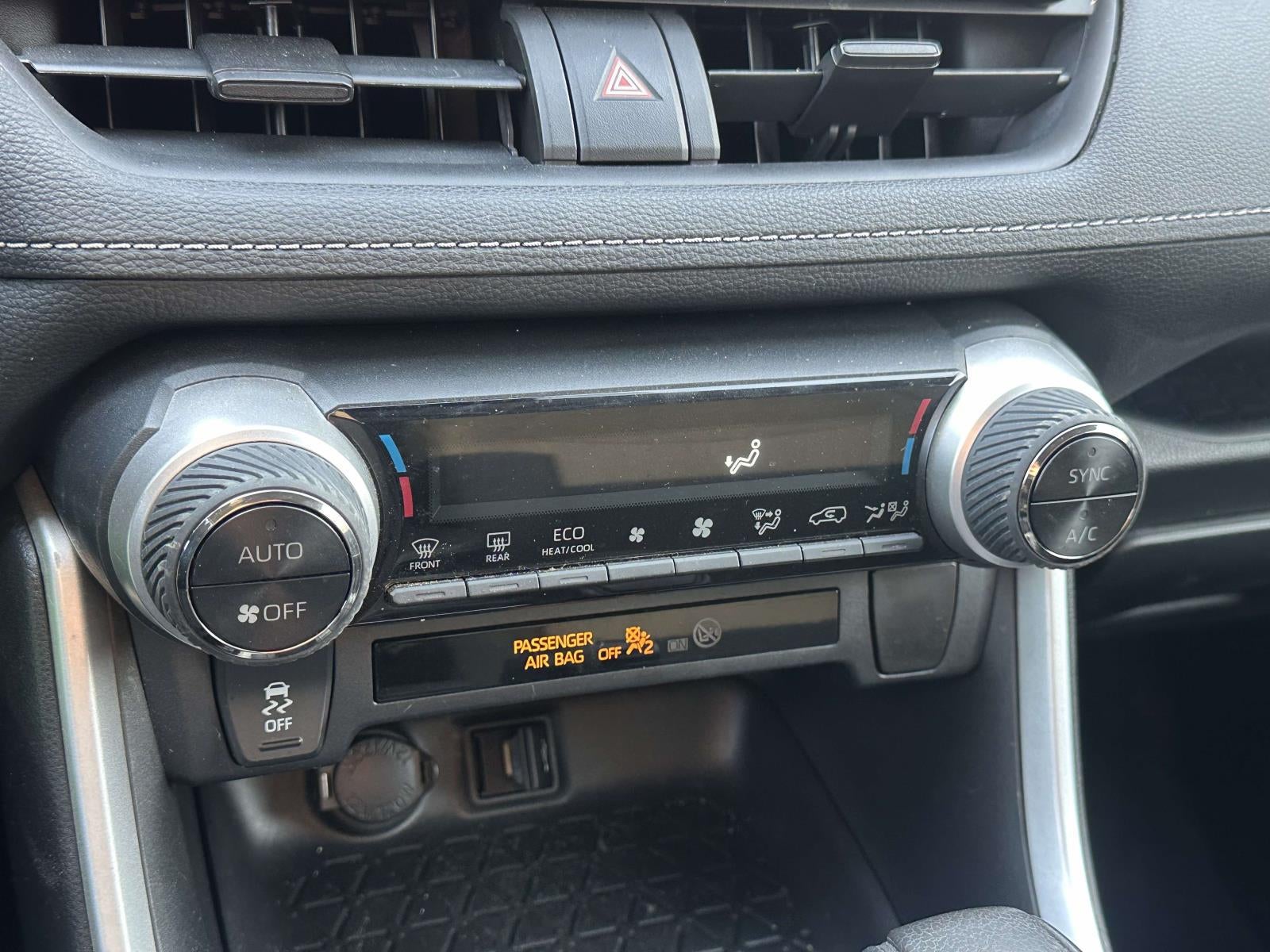 2020 Toyota RAV4 Hybrid LE