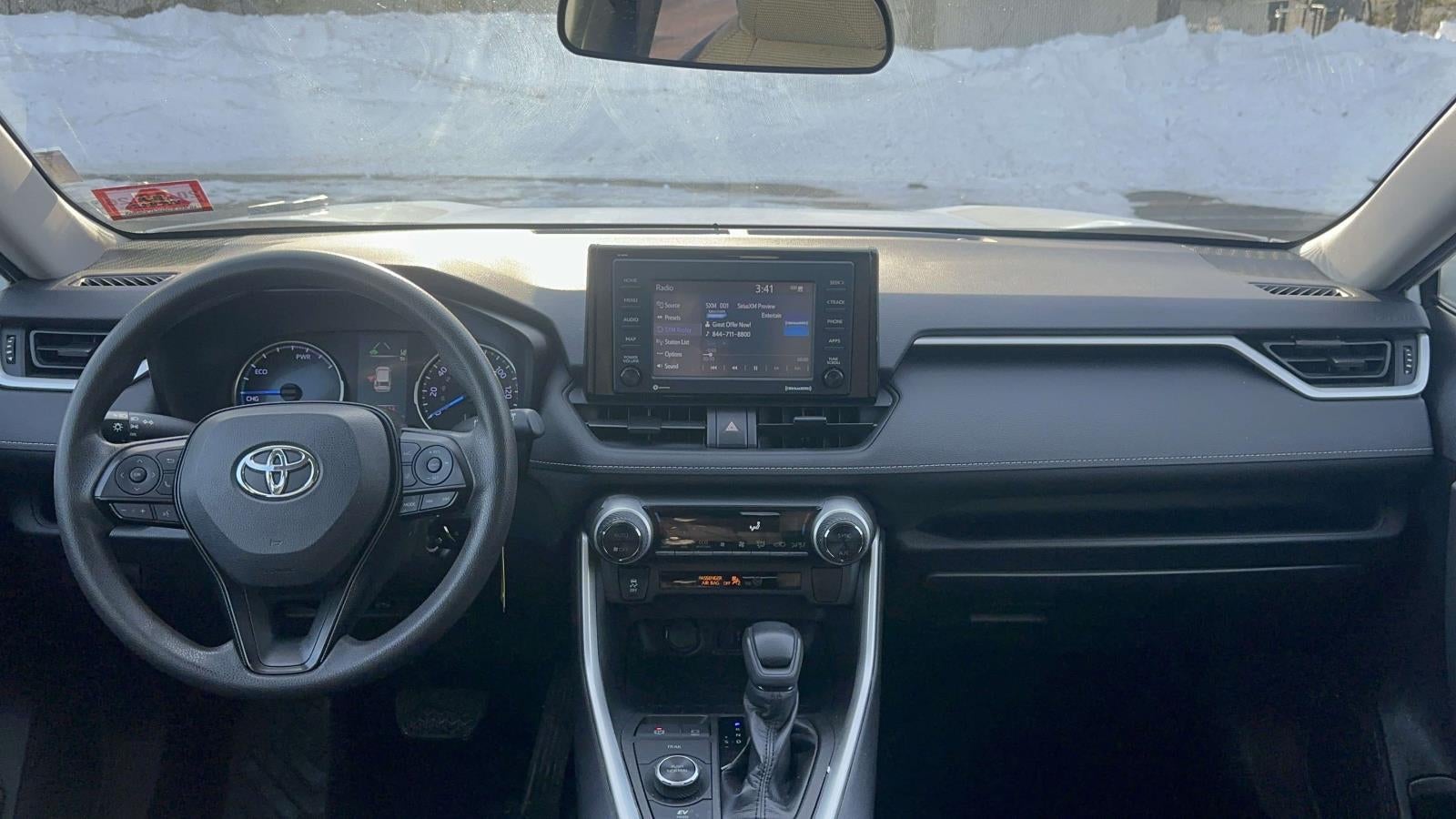 2020 Toyota RAV4 Hybrid LE