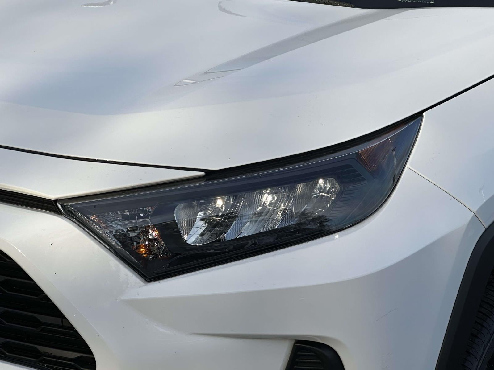 2020 Toyota RAV4 Hybrid LE