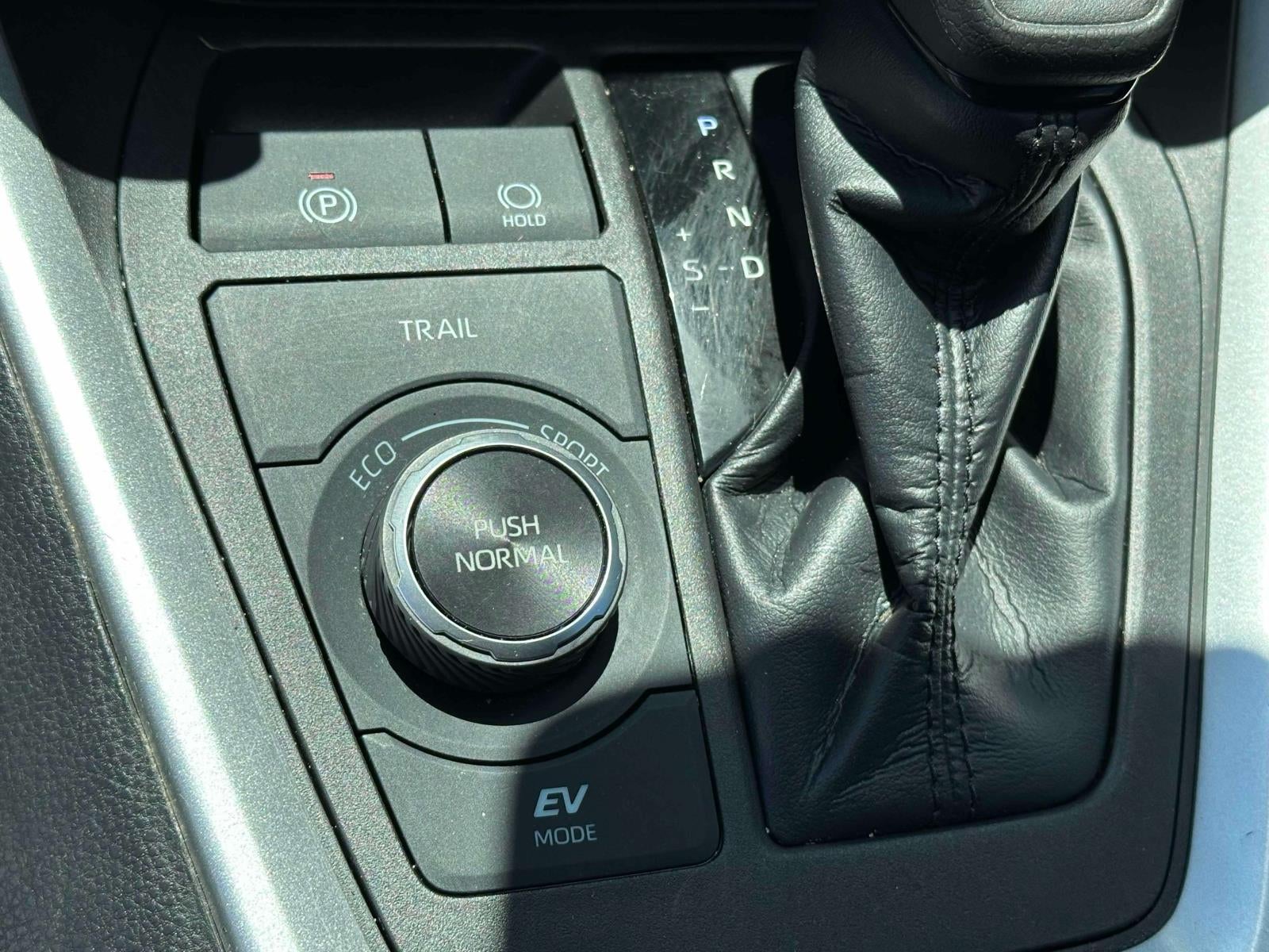 2023 Toyota RAV4 Hybrid LE