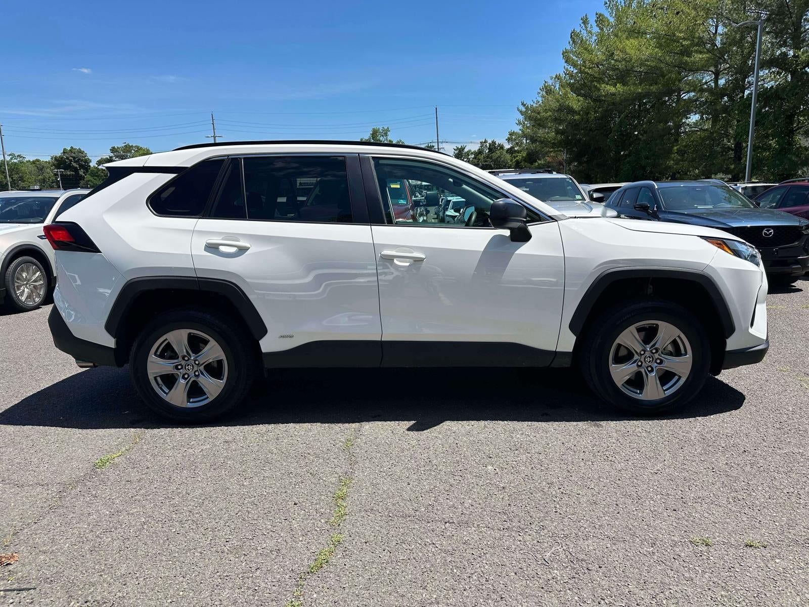 2023 Toyota RAV4 Hybrid LE