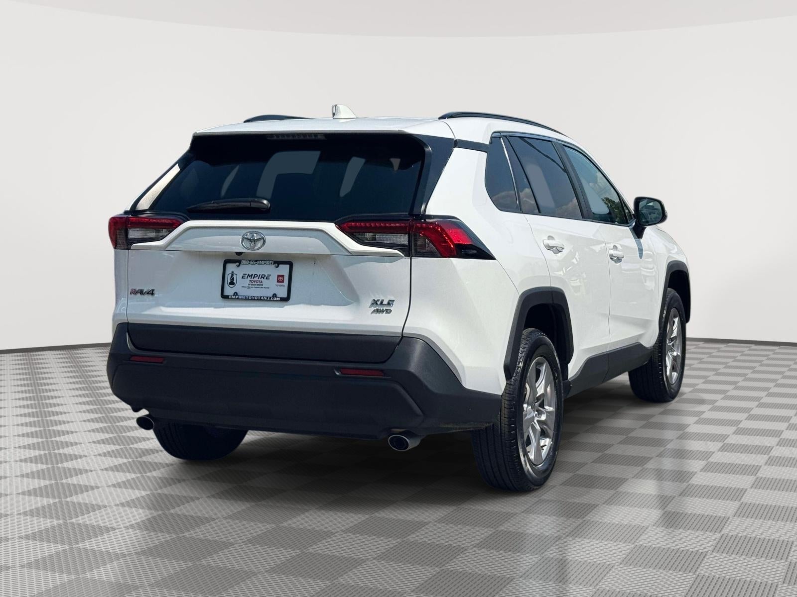 2025 Toyota RAV4 XLE