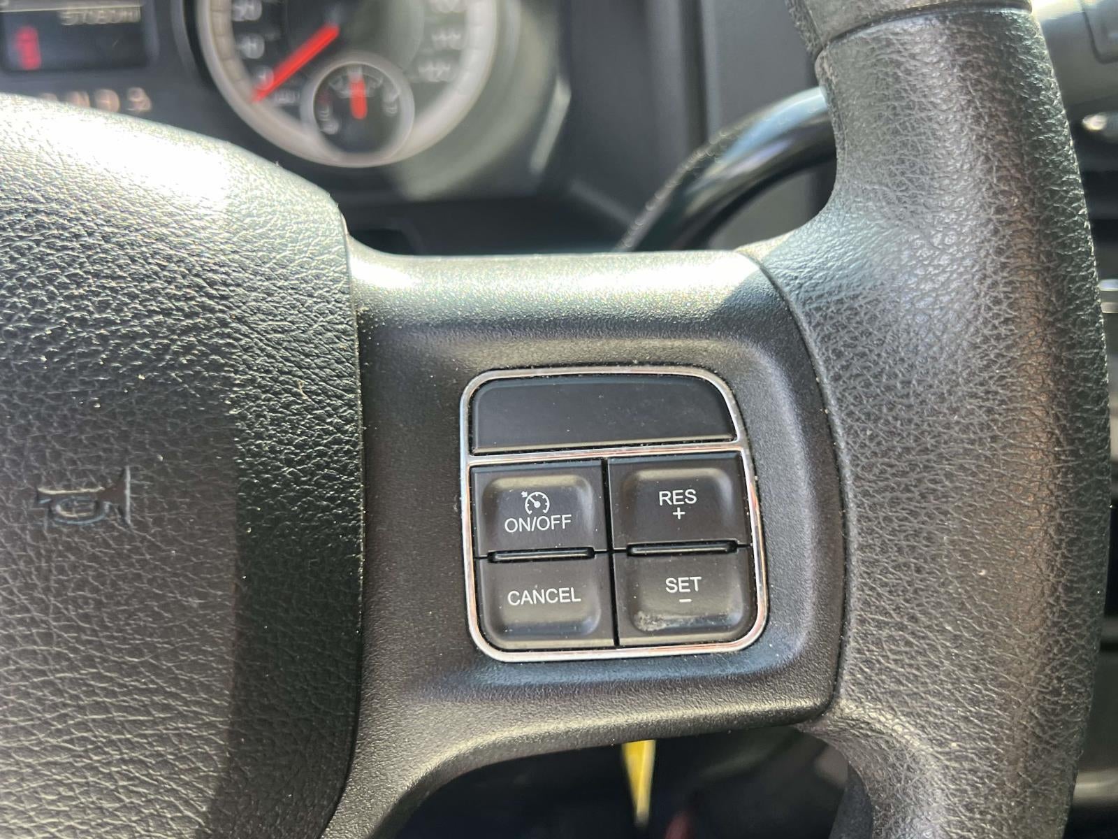 2018 RAM 2500 Tradesman Crew Cab 4x4 64' Box