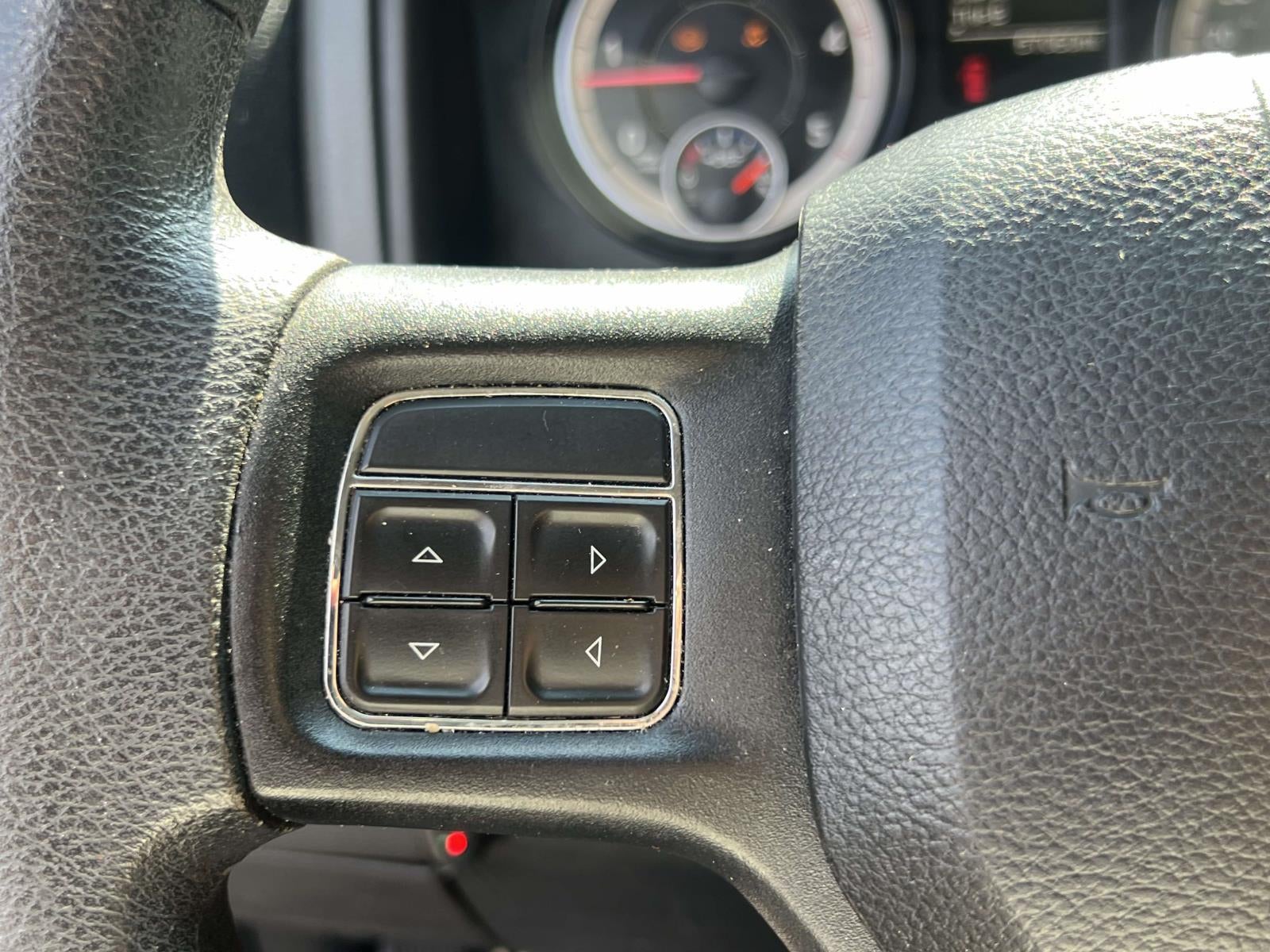2018 RAM 2500 Tradesman Crew Cab 4x4 64' Box