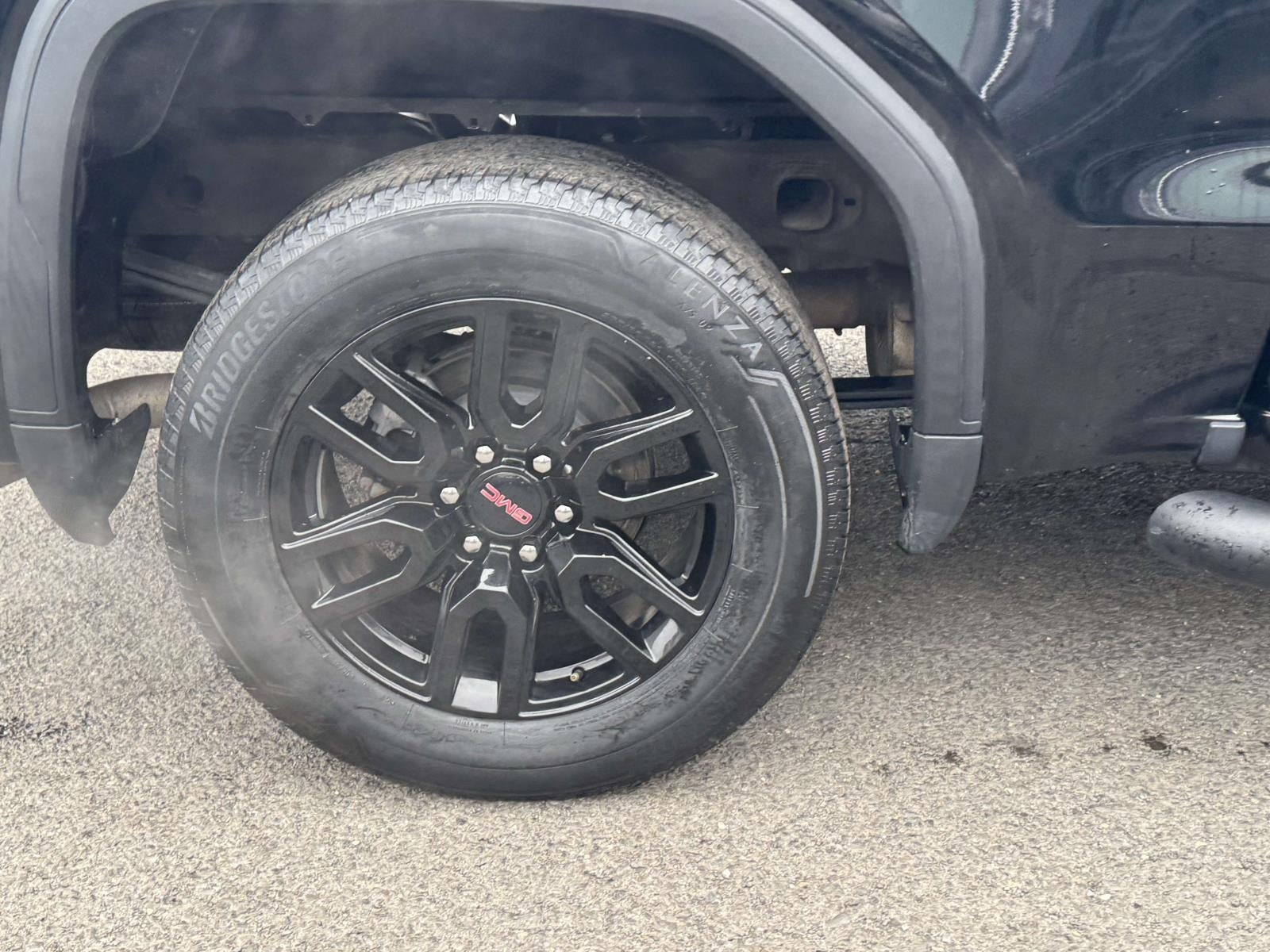 2023 GMC Sierra 1500 4WD Crew Cab Short Box Elevation with 3SB