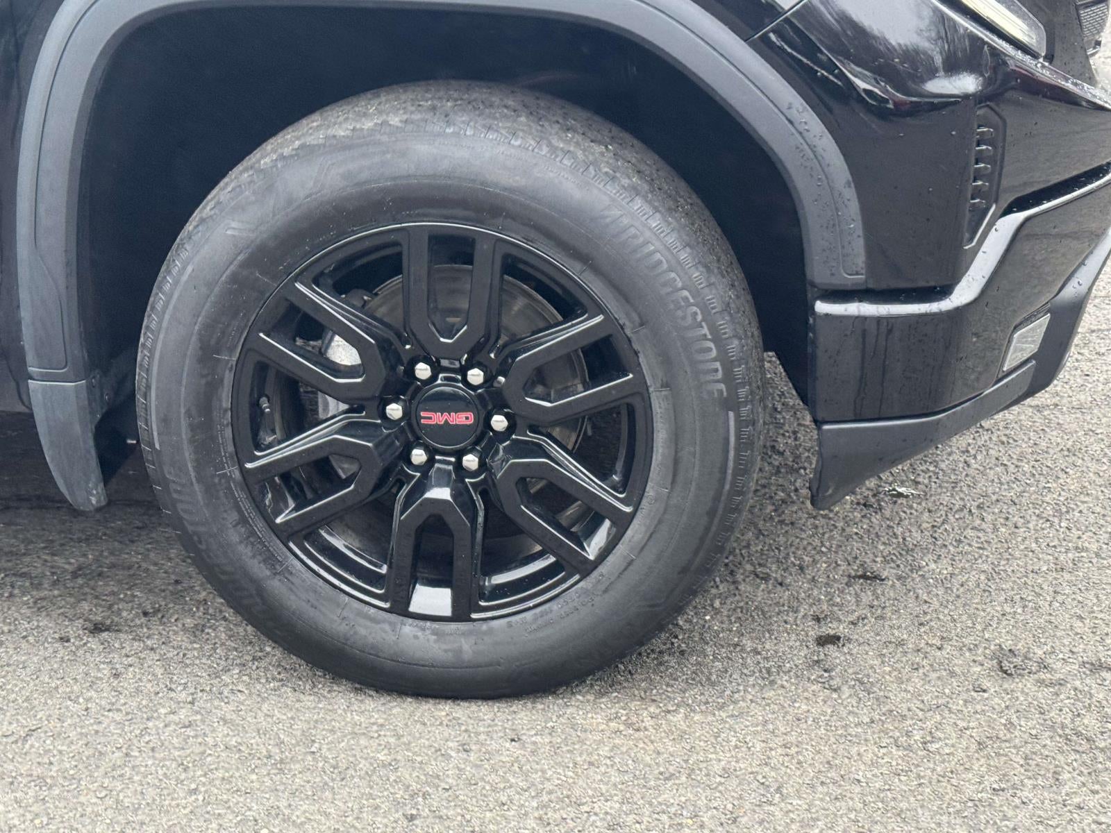 2023 GMC Sierra 1500 4WD Crew Cab Short Box Elevation with 3SB