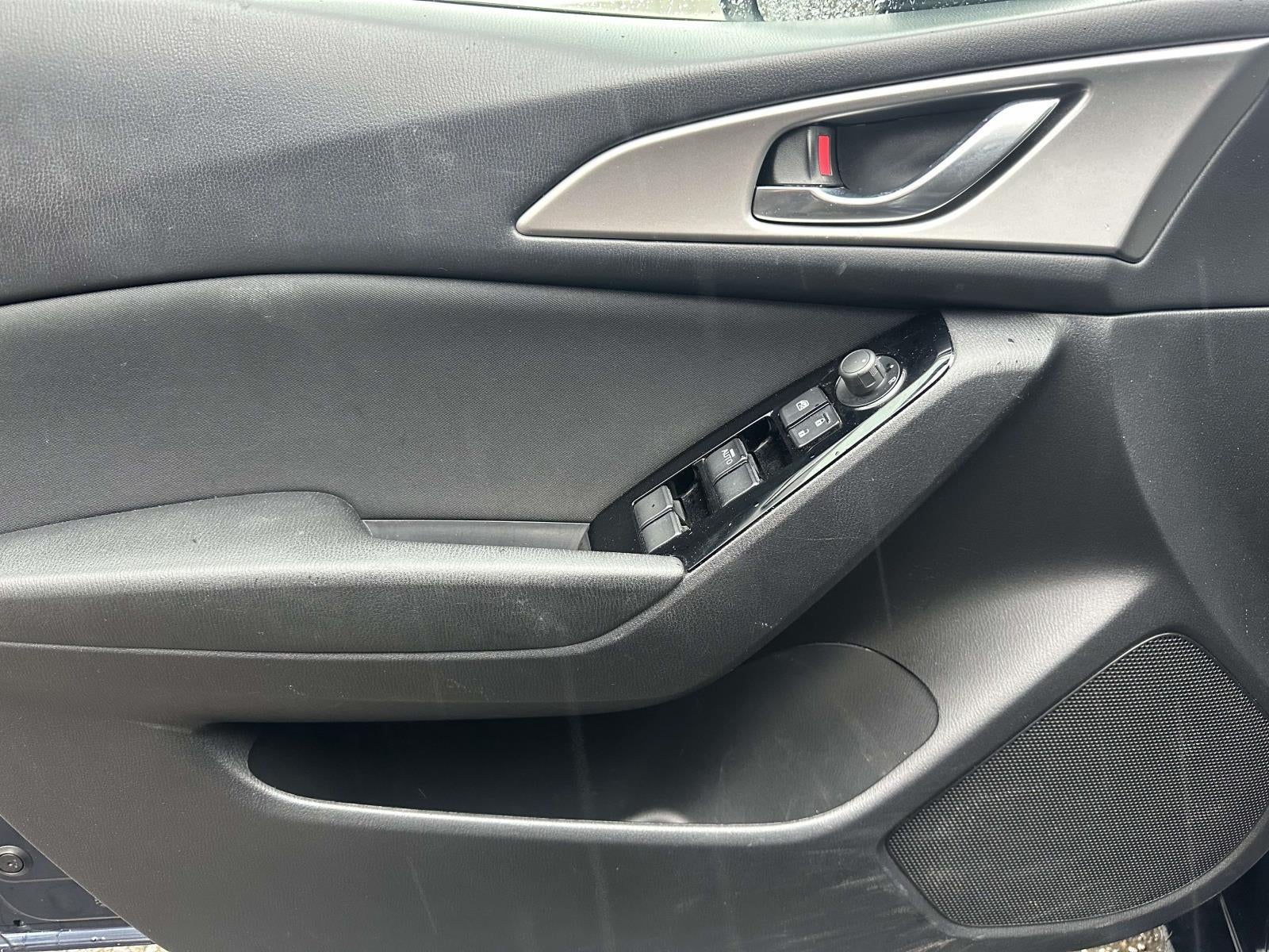 2018 Mazda Mazda3 Hatchback Sport