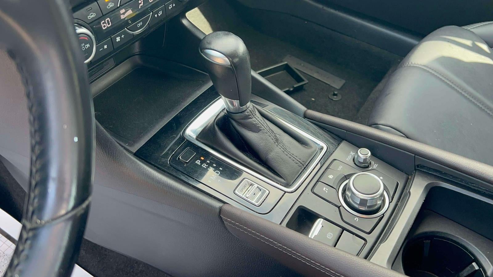 2018 Mazda Mazda3 5-Door Touring