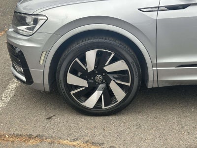 2021 Volkswagen Tiguan 2.0T SE R-Line Black