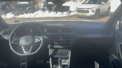 2022 Volkswagen Tiguan 2.0T SE R-Line Black