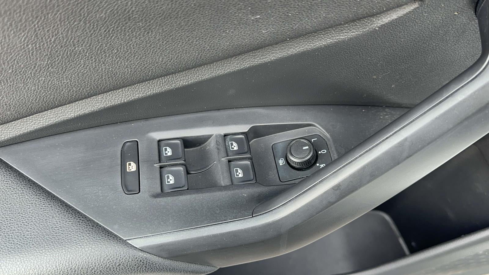 2019 Volkswagen Jetta GLI 2.0T S