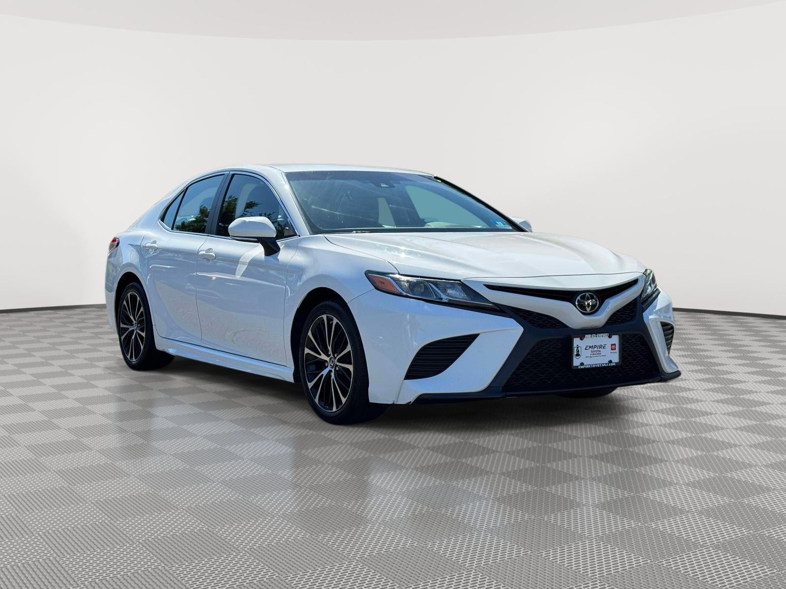 2018 Toyota Camry SE