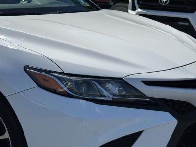 2018 Toyota Camry SE
