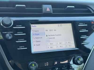 2018 Toyota Camry SE
