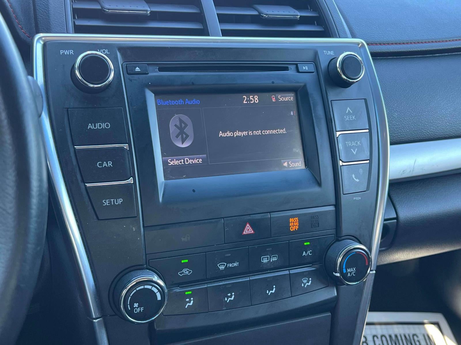 2016 Toyota Camry SE