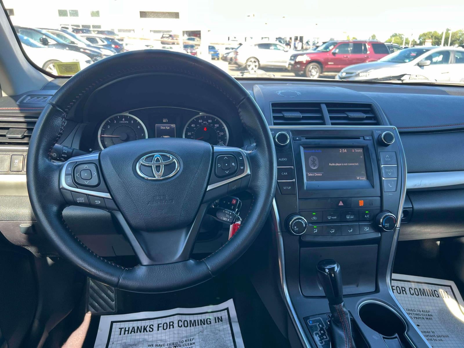 2016 Toyota Camry SE