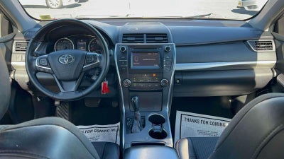 2016 Toyota Camry SE