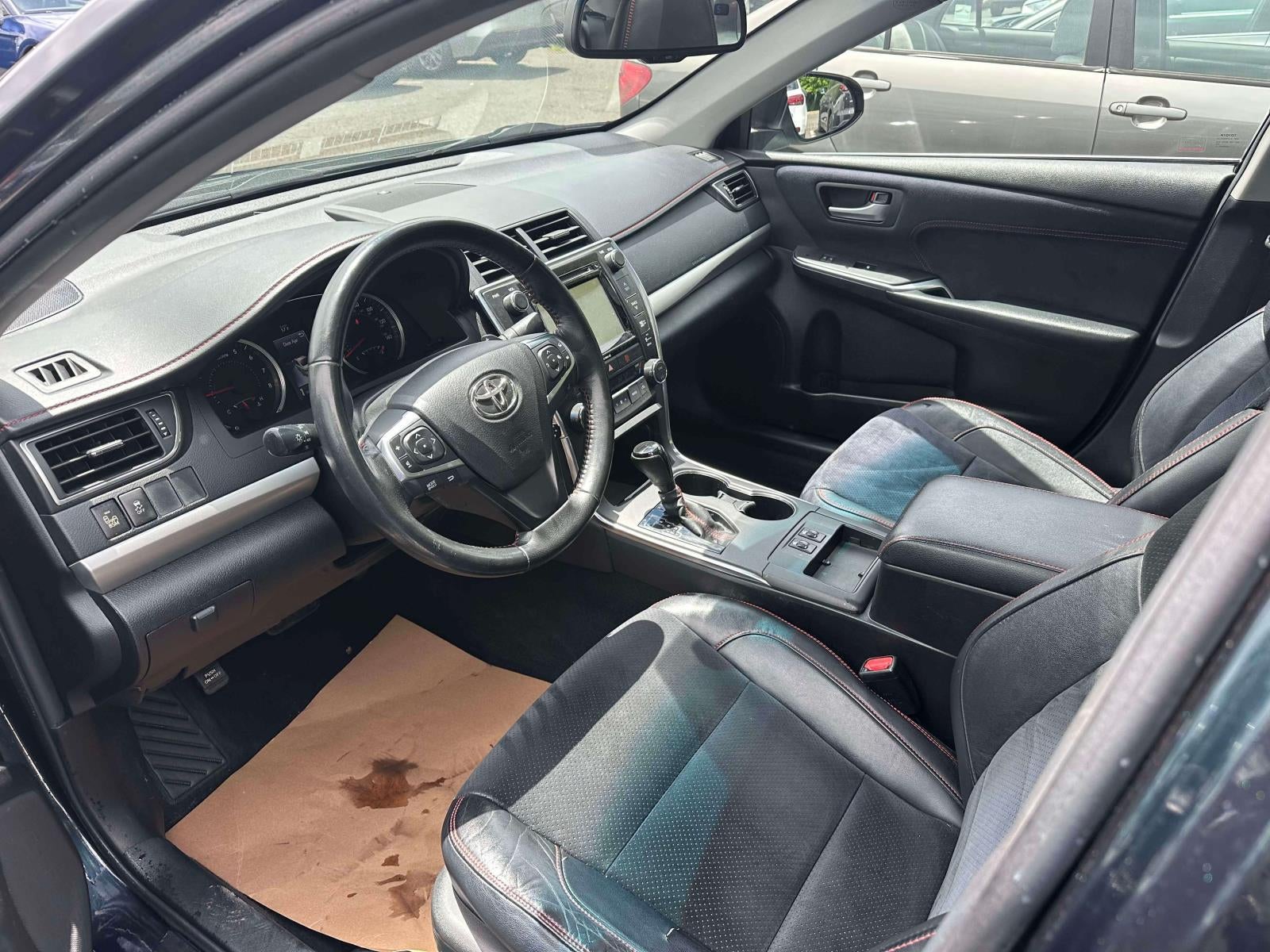 2016 Toyota Camry XSE