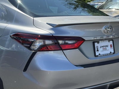 2022 Toyota Camry SE