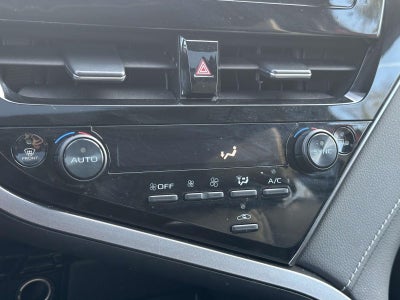 2022 Toyota Camry SE AWD