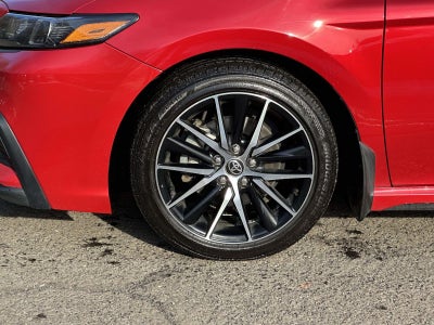 2022 Toyota Camry SE AWD