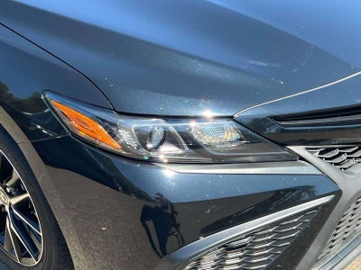 2024 Toyota Camry Hybrid SE