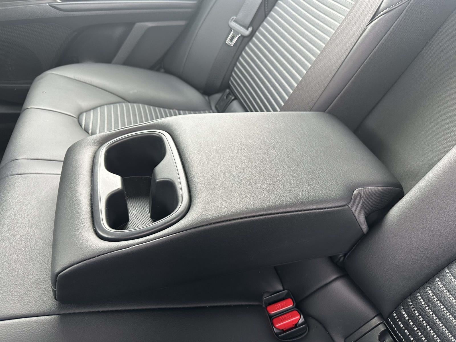 2023 Toyota Camry SE AWD