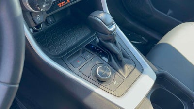 2021 Toyota RAV4 Hybrid XLE Premium