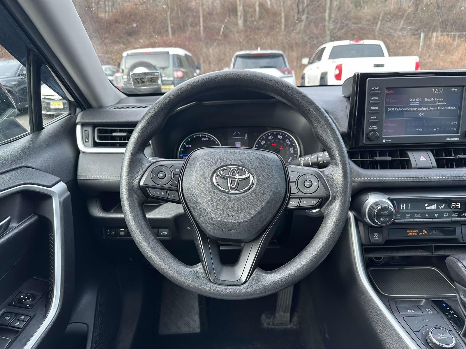 2022 Toyota RAV4 Hybrid XLE
