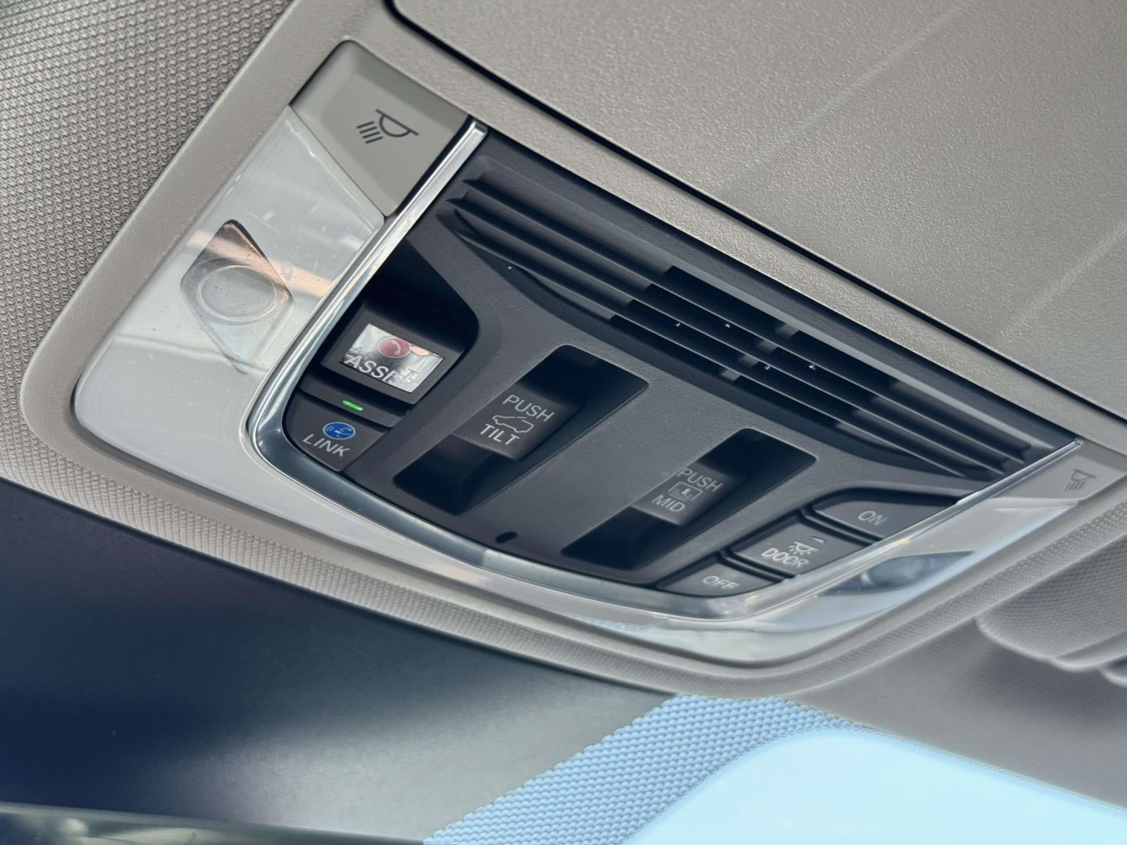 2022 Acura MDX Standard