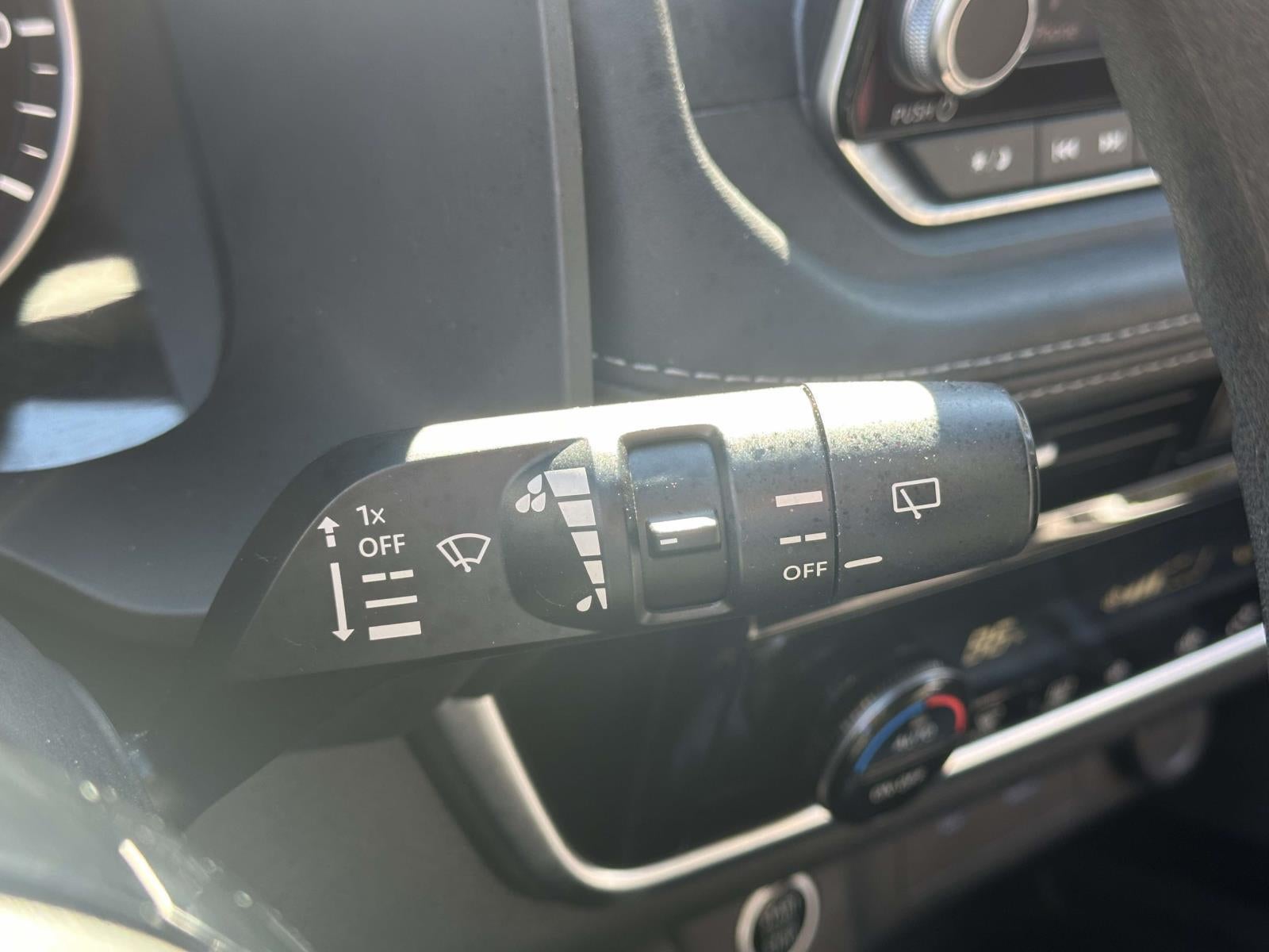 2021 Nissan Rogue SV FWD