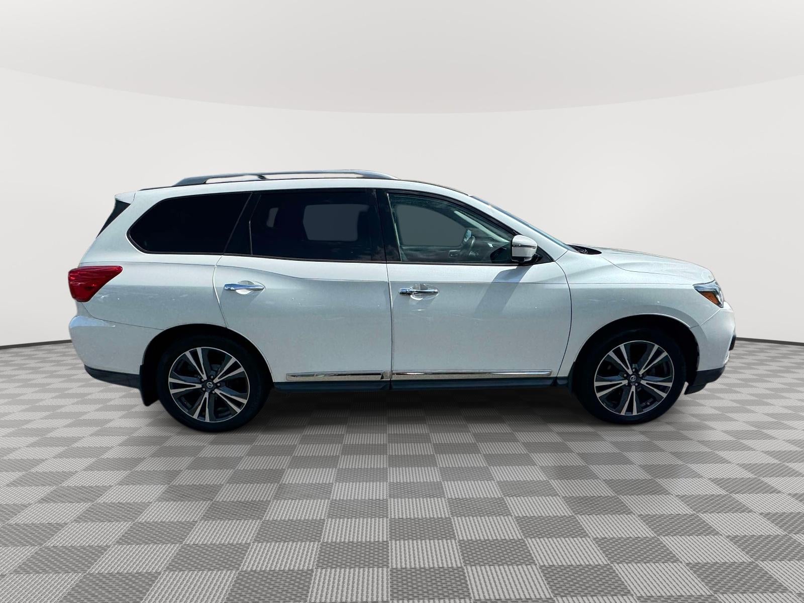 2018 Nissan Pathfinder Platinum