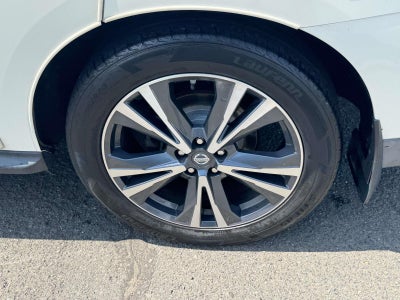 2018 Nissan Pathfinder Platinum