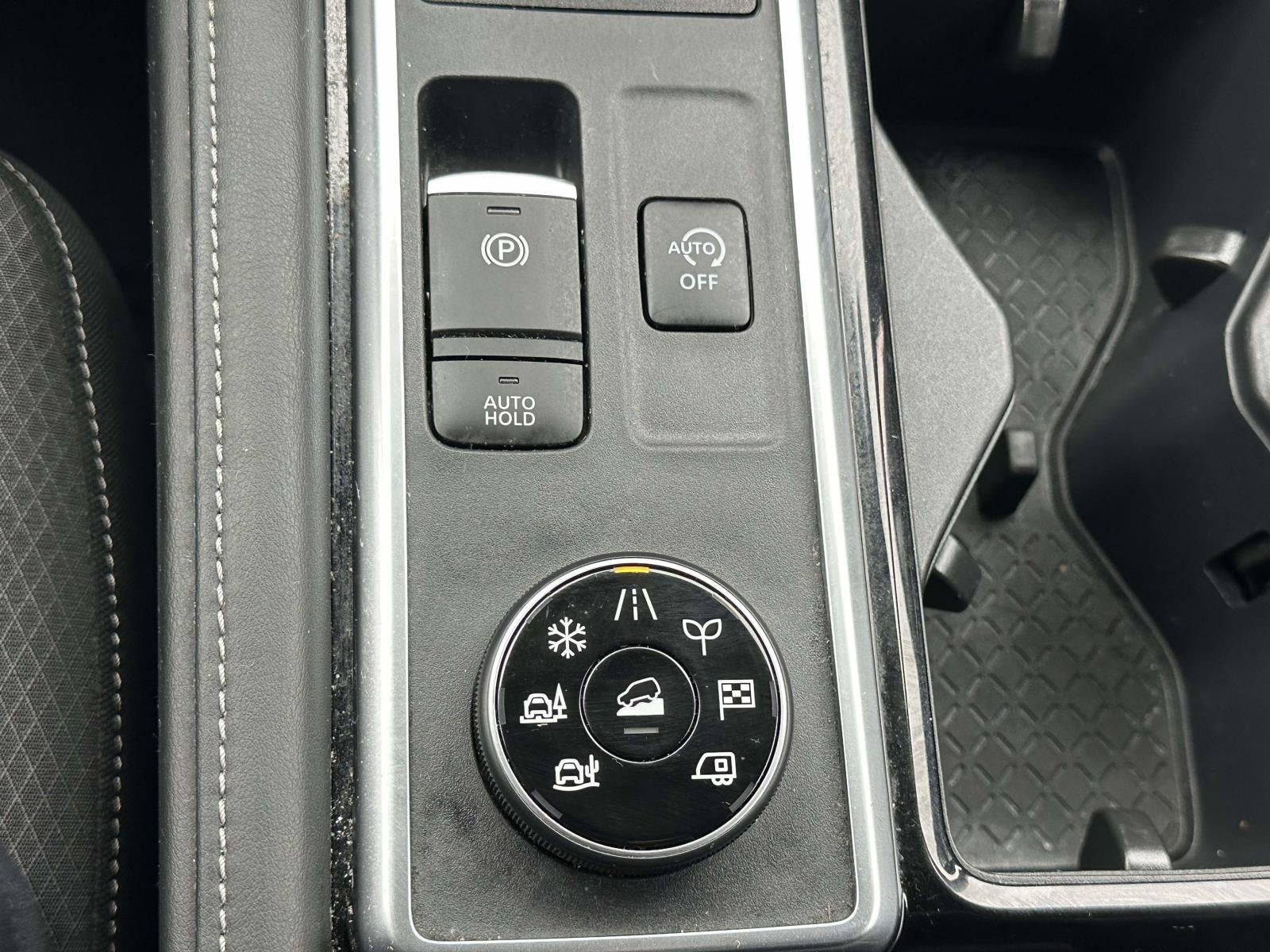 2022 Nissan Pathfinder SV 4WD