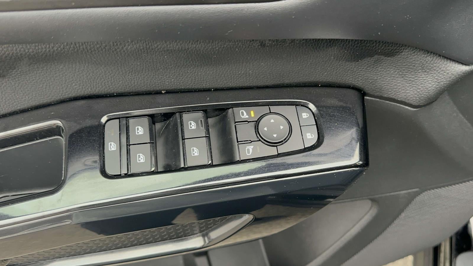 2022 Nissan Pathfinder SV 4WD