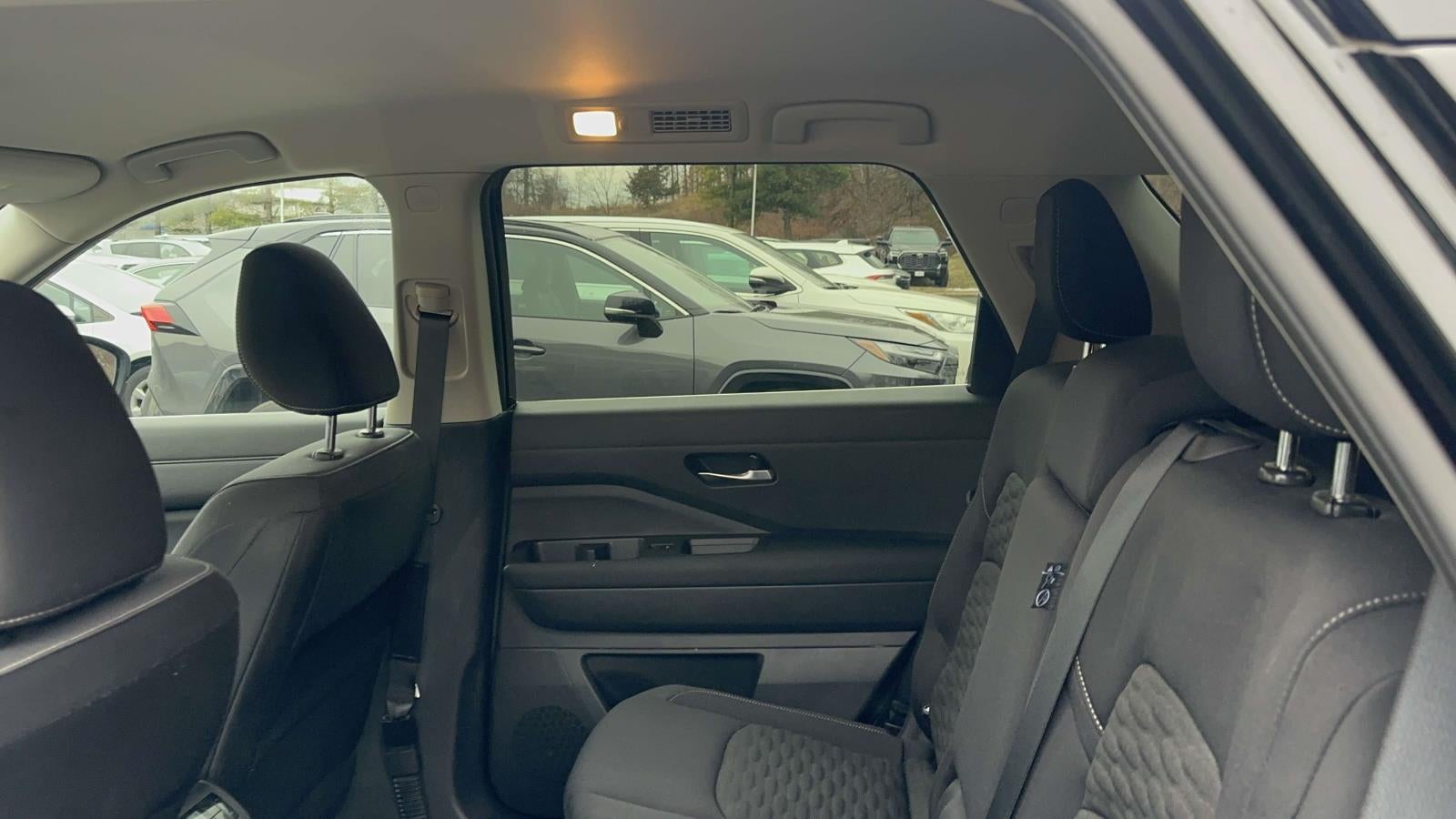 2022 Nissan Pathfinder SV 4WD